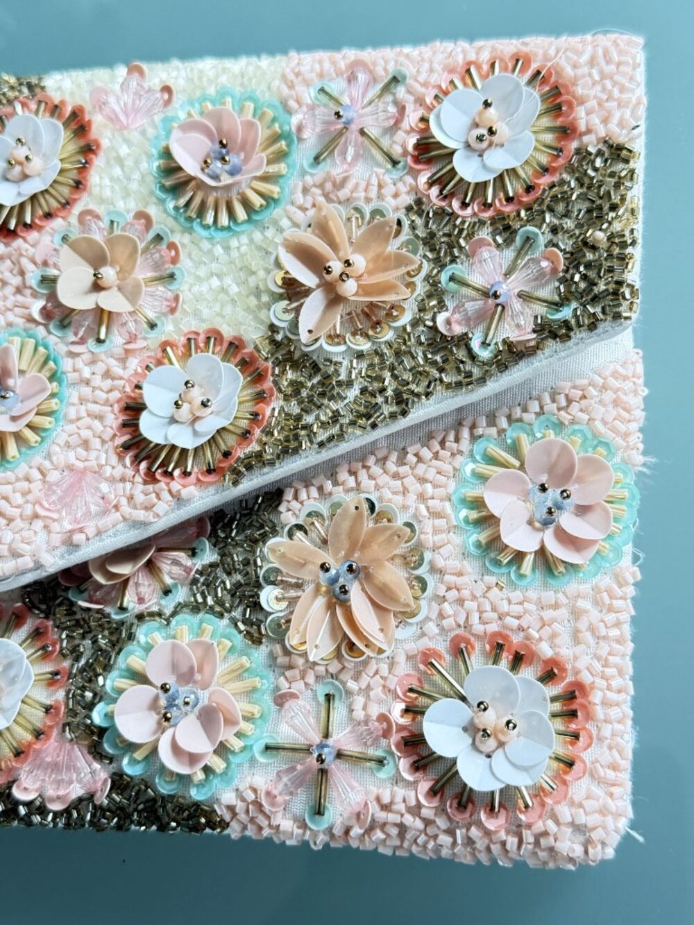 Evening clutch beaded pink beige handmade handbag - Picture 5 of 12